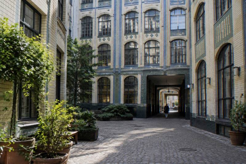 Spanish Jewish Quarter Courtyards Walk