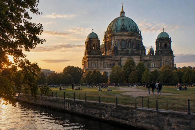 Destino Berlín Spanish Centre Walk
